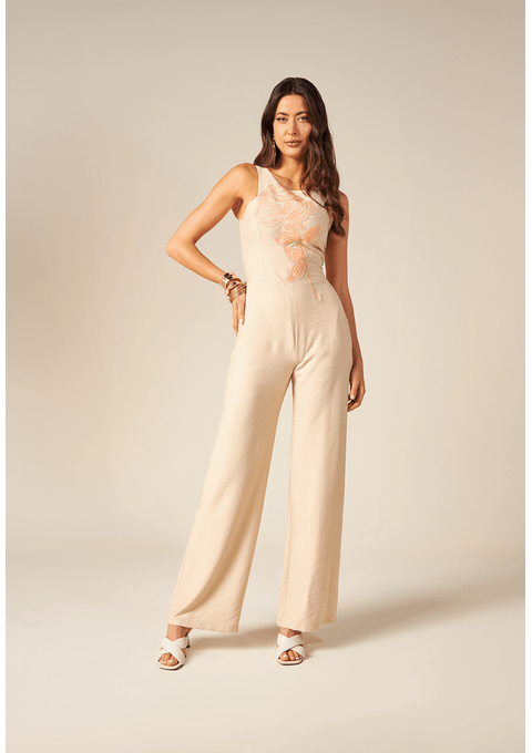 Macacão Bordado Bana Bana