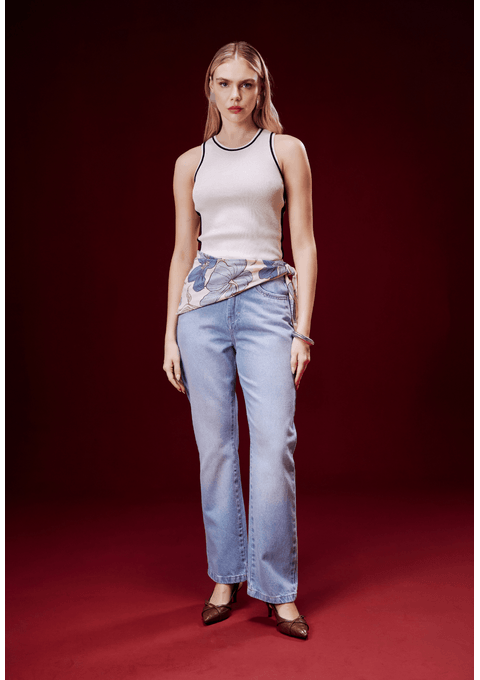 Calça Reta com Lenço Decorativo