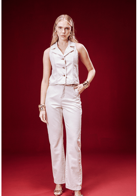 Colete com Detalhe em Couro