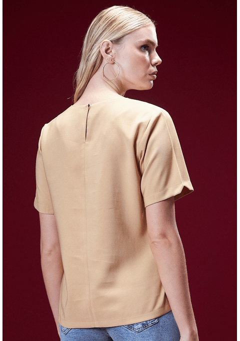 T-Shirt Com Decote V Bana Bana