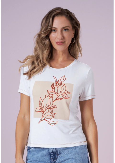 T-Shirt Básica com Estampa Floral
