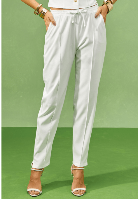 Calça com Elástico e Barra Ajustada
