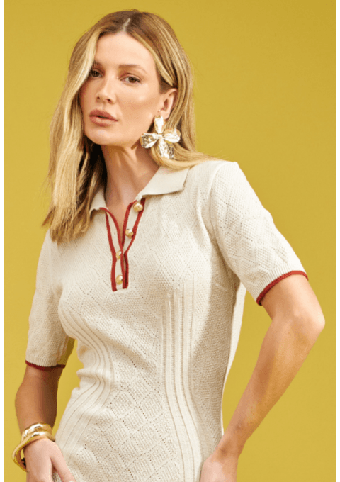 Vestido de Tricot Gola Polo com Detalhe Contrastante