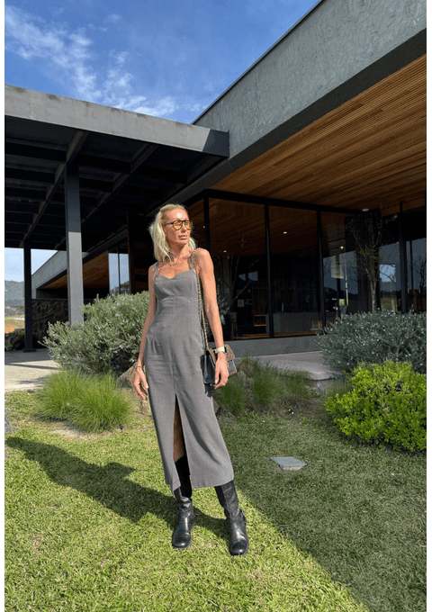 Vestido Midi Com Fenda