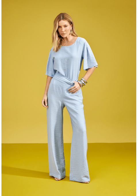 T-shirt com Manga Ampla e Caimento Leve