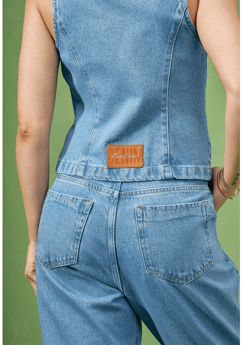 Colete Jeans com Recortes