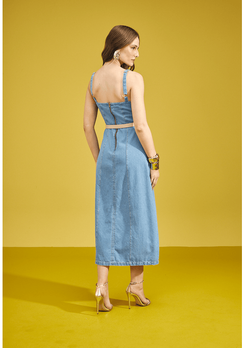 Vestido Jeans com Fenda Frontal e Cinto