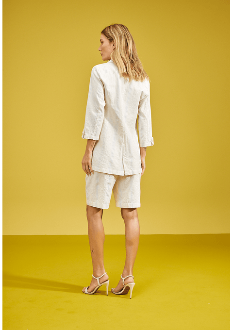 Bermuda Jeans Mom com Listras Suaves e Cintura Alta