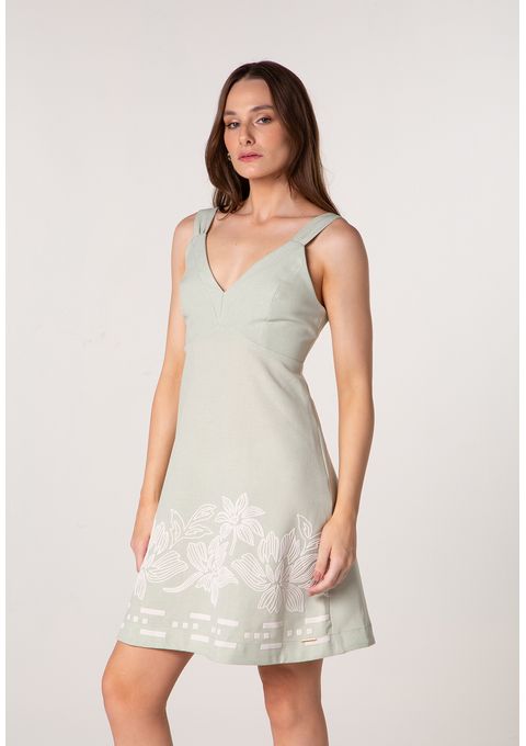 Vestido Curto com Bordado Floral